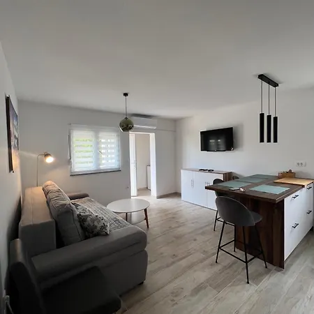 Apartment Jugo Krk Town Exterior photo