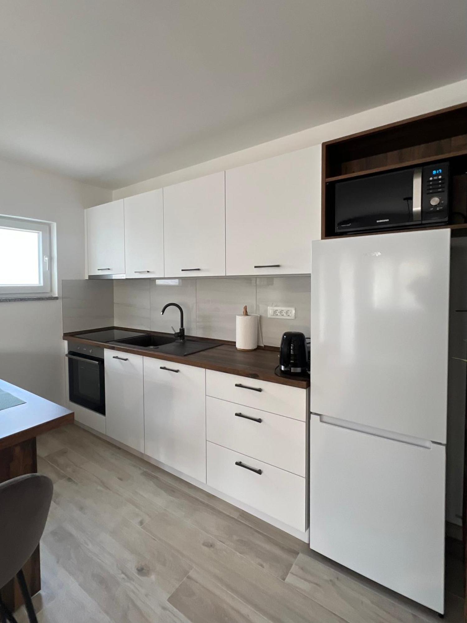 Jugo Apartment